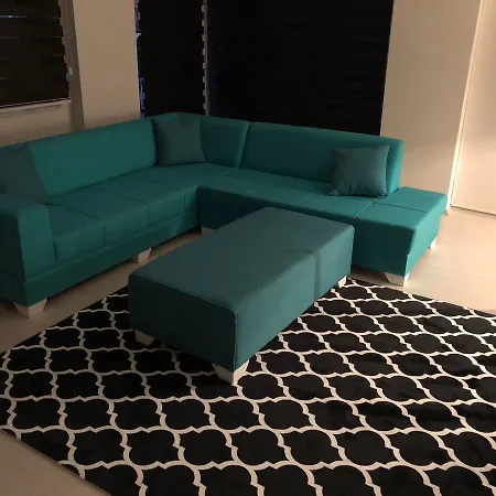 Bostanci House *